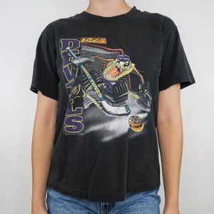 Vintage 90s Looney Tunes Taz’s Devils Hockey T-Shirt
